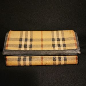 Burberry London Nova Check Bi-fold Women's Wallet